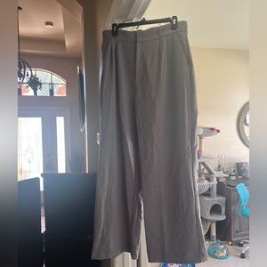 Abercrombie baggy suit pants. Pleated. Size large #abercrombie